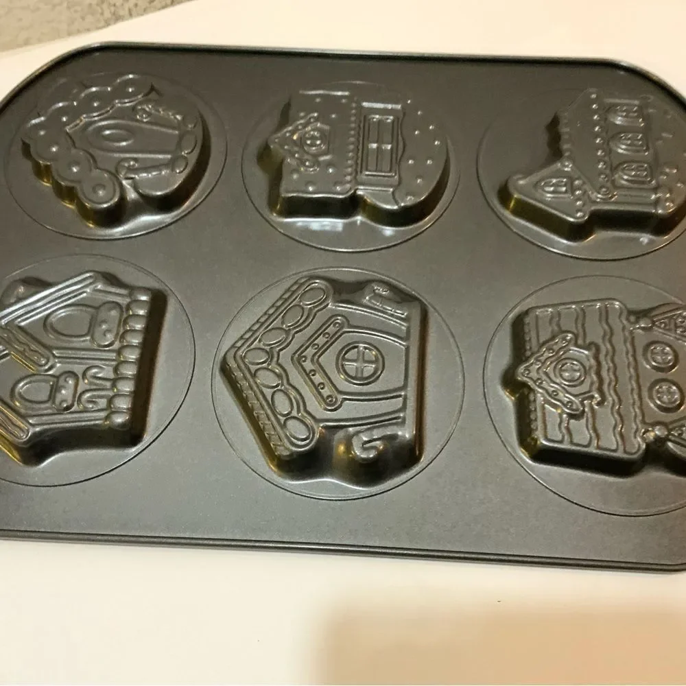 Lot Of 2 Christmas Baking Pans Molds, Cookies Cakes Gingerbread Houses Holly